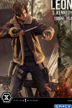 1/4 Scale Leon S. Kennedy Ultimate Premium Masterline Statue
