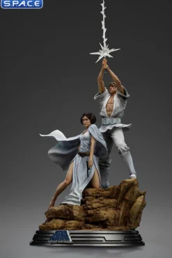 1/10 Scale Luke & Leia Movie Poster Deluxe Art Scale Statue