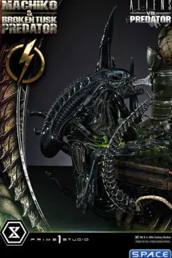 1/4 Scale Machiko & Broken Tusk Predator Ultimate Premium Masterline Statue