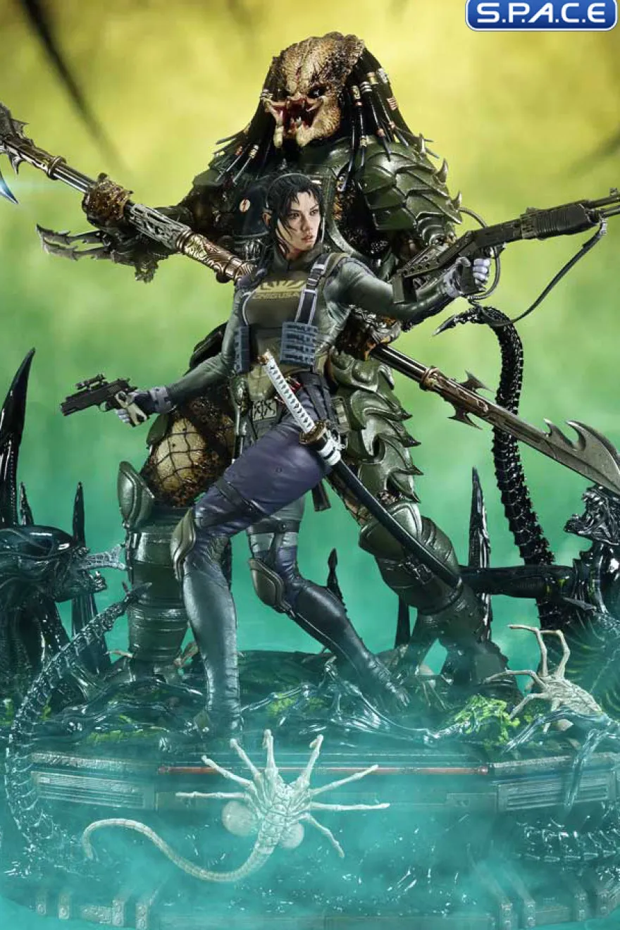 1/4 Scale Machiko & Broken Tusk Predator Ultimate Premium Masterline Statue