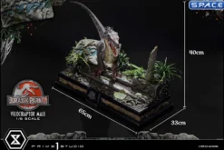 1/6 Scale Male Velociraptor Legacy Museum Collection Statue