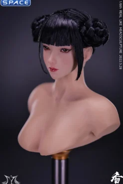 1/6 Scale Natsuki glancing sideways Head Sculpt