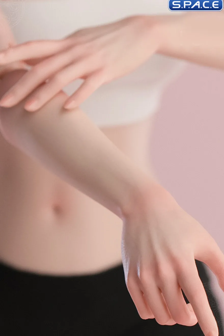 1/6 Scale one-piece female Forearm AT208A