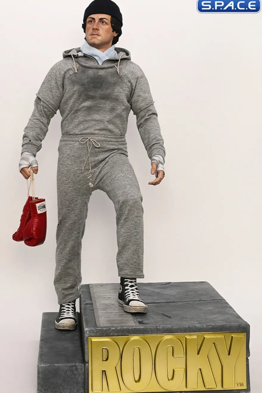 1/3 Scale Rocky »The Underdog« Statue