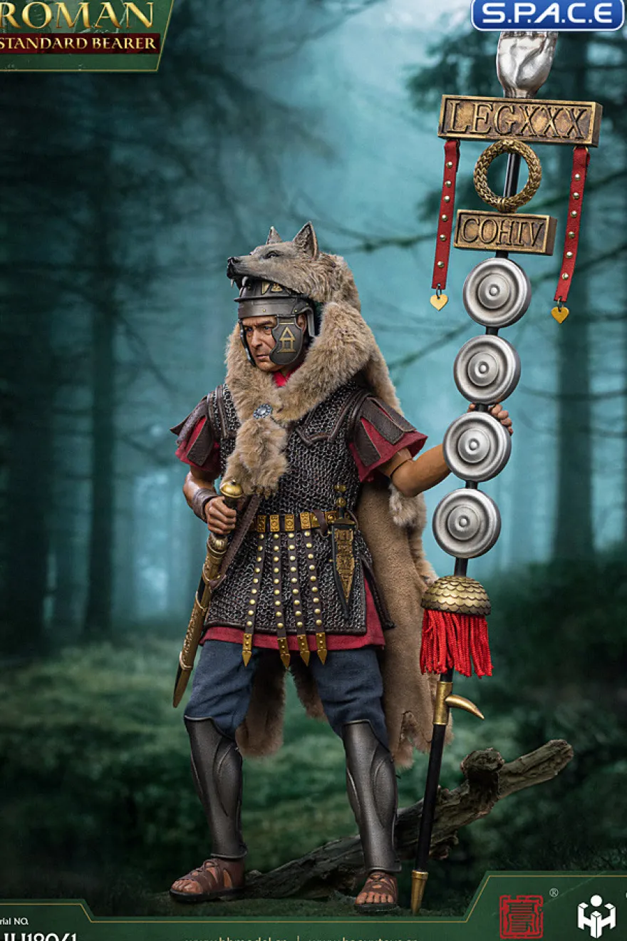 1/6 Scale Roman Standard Bearer