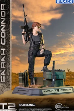 1/3 Scale Sarah Connor Statue