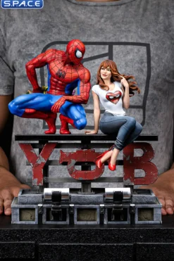 1/6 Scale Spider-Man & MJ Diorama