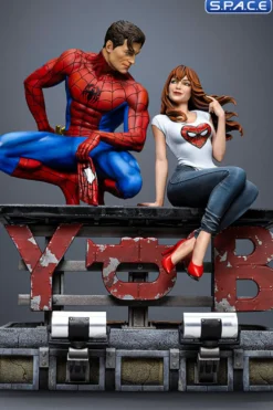 1/6 Scale Spider-Man & MJ Diorama
