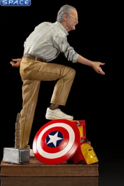 1/10 Scale Stan Lee