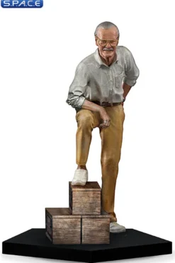 1/10 Scale Stan Lee Art Scale Statue