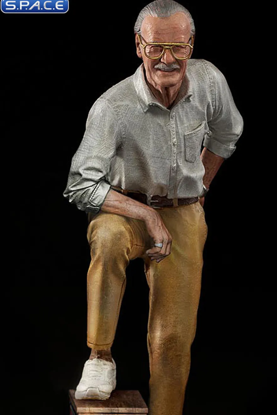 1/10 Scale Stan Lee Art Scale Statue