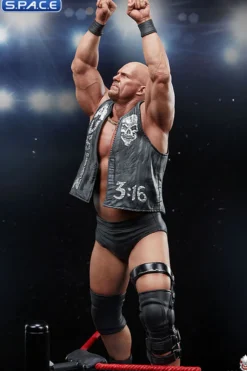 1/4 Scale Stone Cold Steve Austin Statue