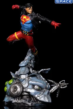 1/10 Scale Superboy Deluxe Art Scale Statue