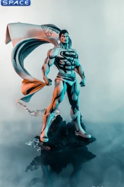 1/8 Scale Superman PX PVC Statue SDCC 2024 Exclusive
