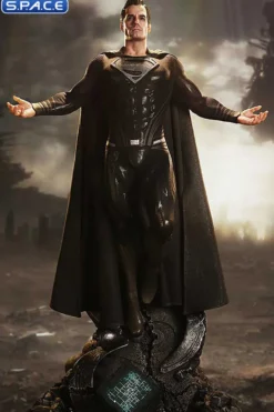 1/3 Scale Superman »Resurrection« Real Elite Masterline Statue