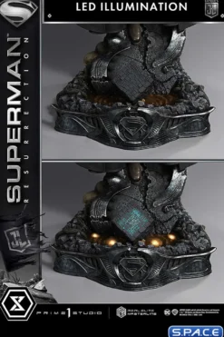 1/3 Scale Superman »Resurrection« Real Elite Masterline Statue