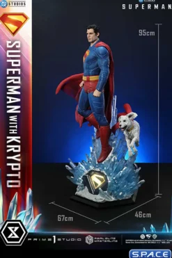 1/3 Scale Superman with Krypto Real Elite Masterline Statue