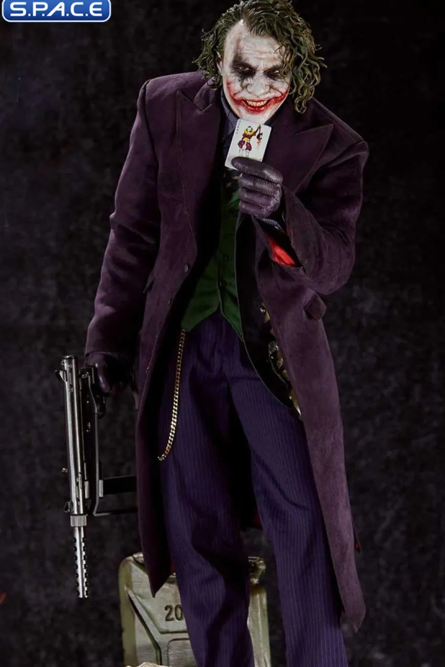 1/3 Scale The Joker Museum Masterline Statue - Bonus Version