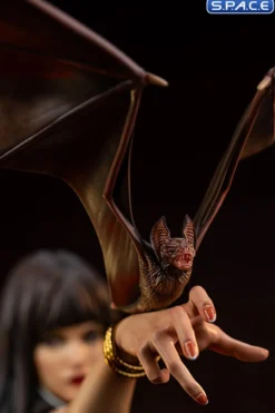 1/2 Scale Vampirella Statue