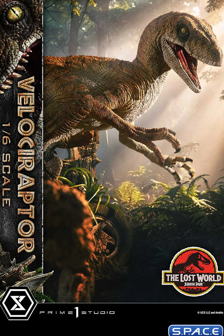 1/6 Scale Velociraptor Legacy Museum Collection Statue