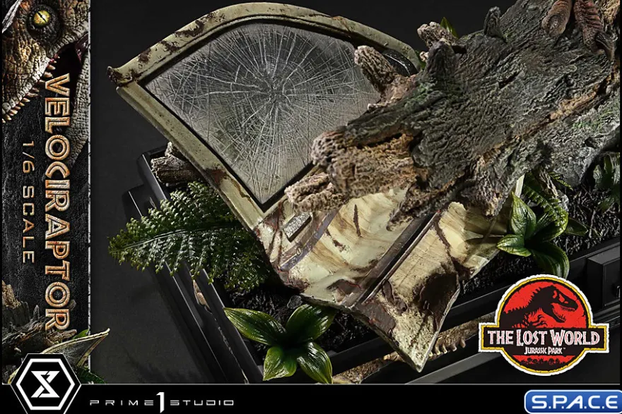 1/6 Scale Velociraptor Legacy Museum Collection Statue