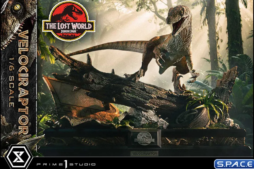 1/6 Scale Velociraptor Legacy Museum Collection Statue