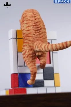 1/6 Scale Wall-Climbing Cat
