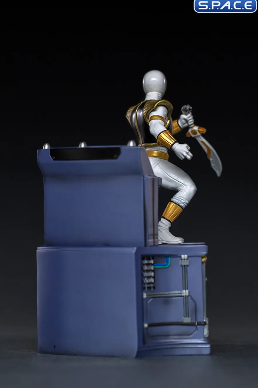 1/10 Scale White Ranger BDS Art Scale Statue
