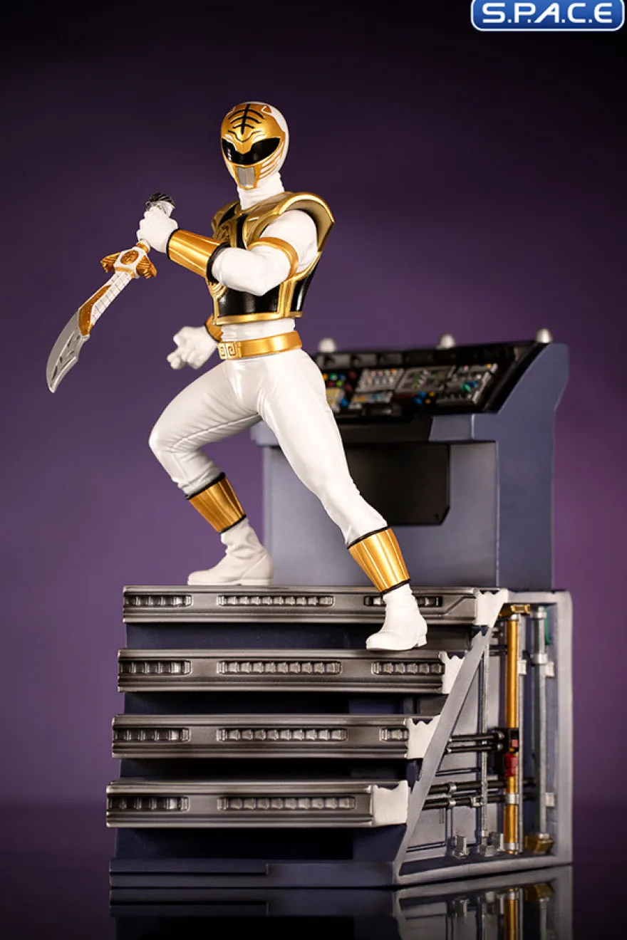 1/10 Scale White Ranger BDS Art Scale Statue