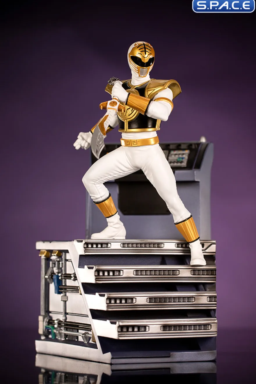 1/10 Scale White Ranger BDS Art Scale Statue
