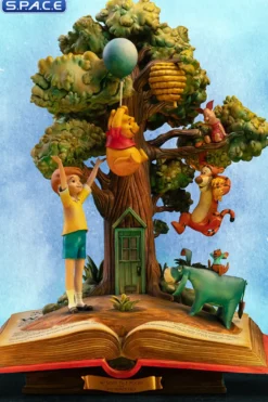 1/10 Scale Winnie the Pooh & Friends Deluxe Art Scale Statue