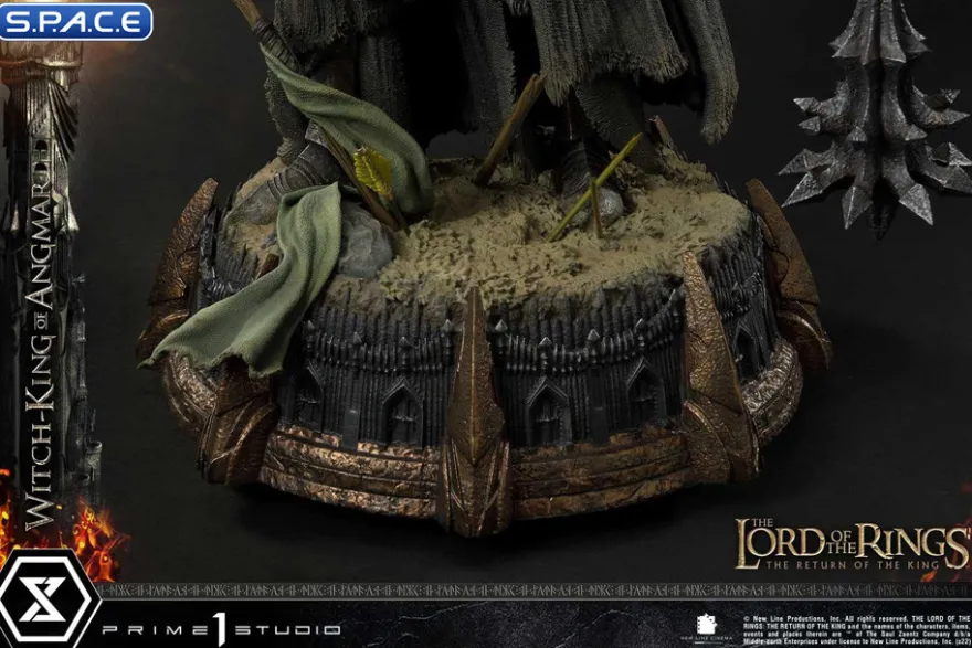 1/4 Scale Witch-King of Angmar Premium Masterline Statue