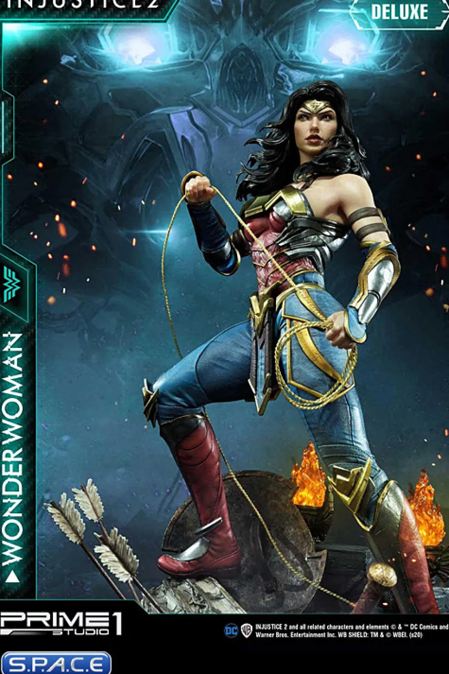 1/4 Scale Wonder Woman Deluxe