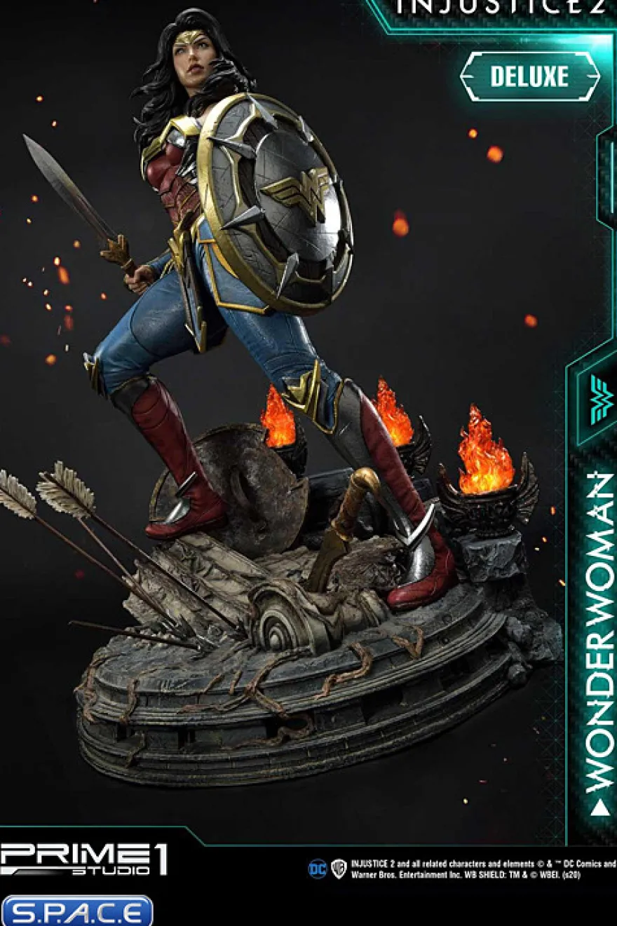 1/4 Scale Wonder Woman Deluxe