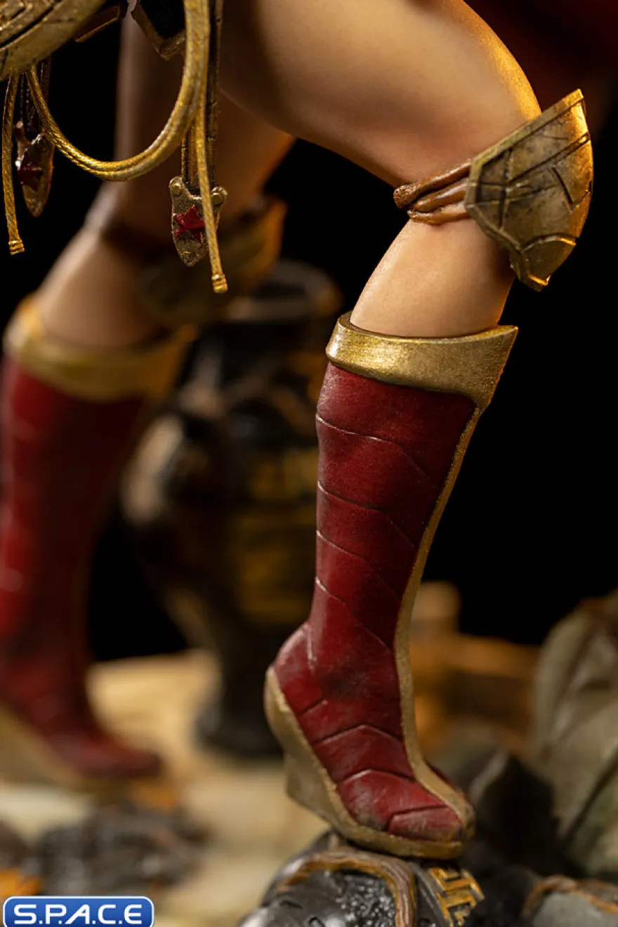 1/10 Scale Wonder Woman Unleashed BDS Art Scale Statue