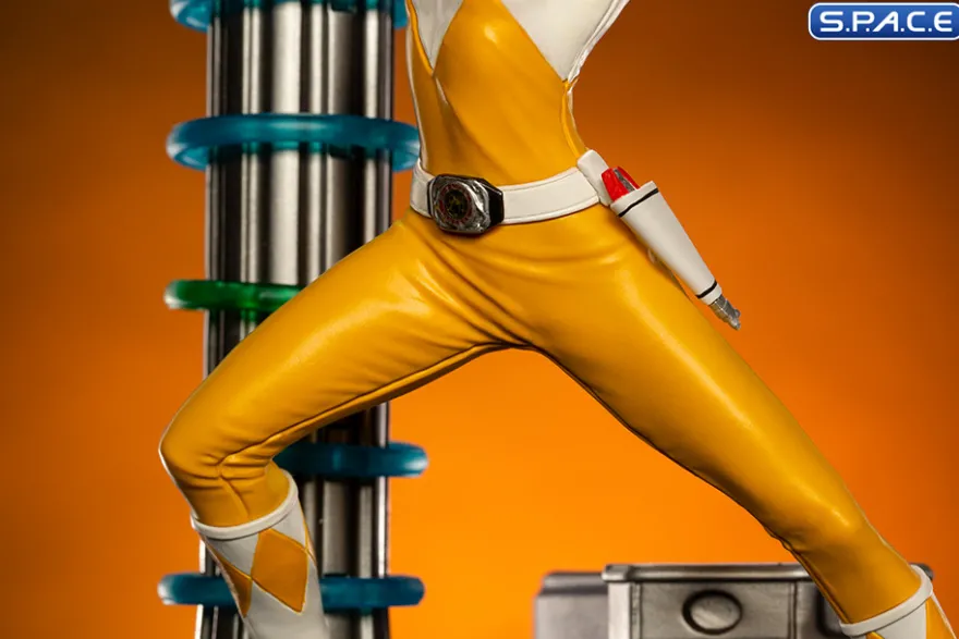 1/10 Scale Yellow Ranger BDS Art Scale Statue