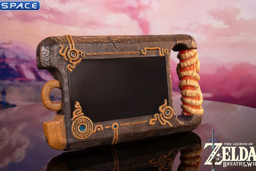 1:1 Sheikah Slate Life-Size Statue