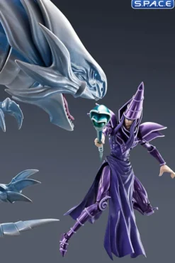 S.H.MonsterArts Dark Magician