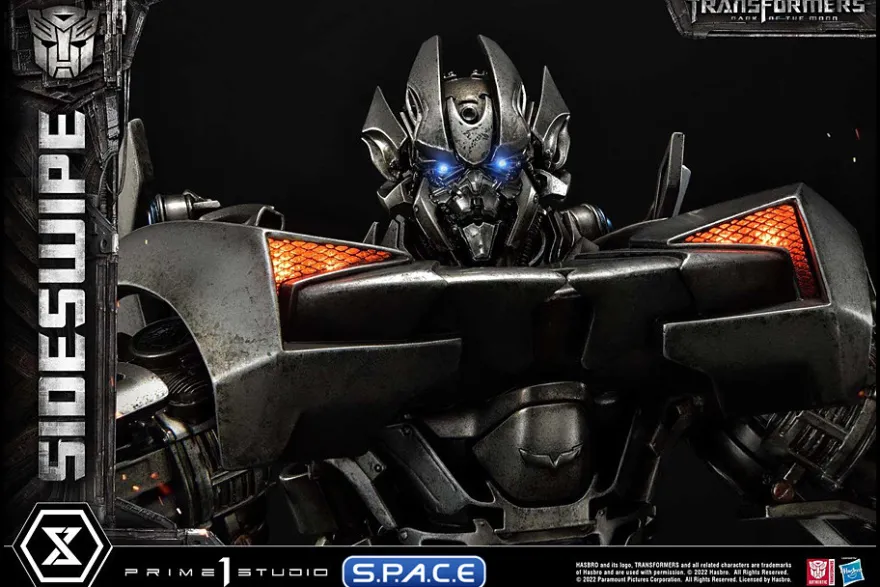 Sideswipe Museum Masterline Statue