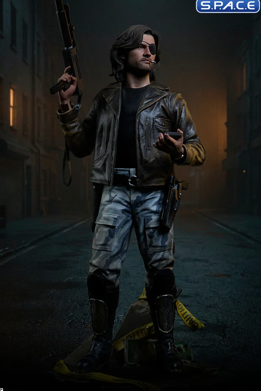 Snake Plissken Premium Format Figure