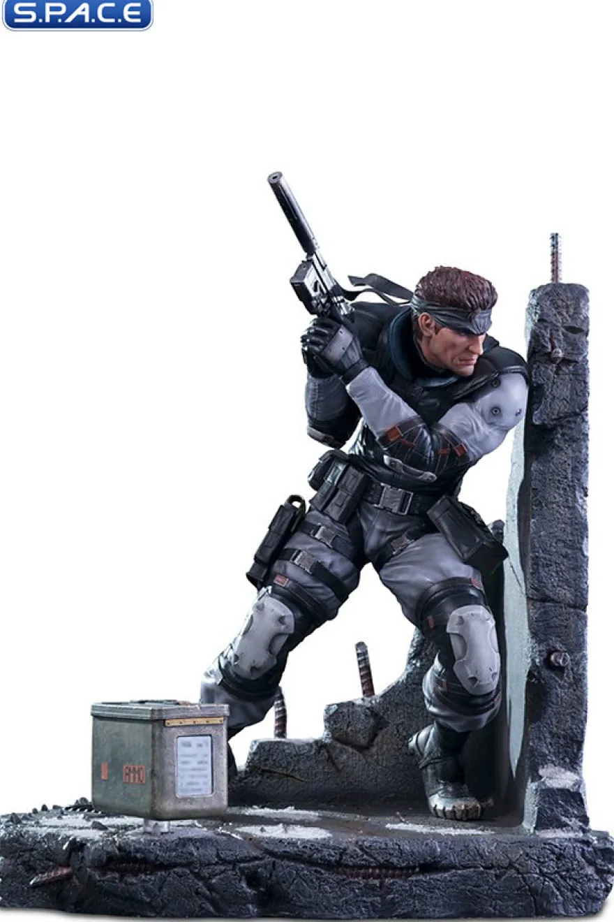 Solid Snake Statue
