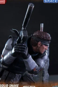 Solid Snake Statue