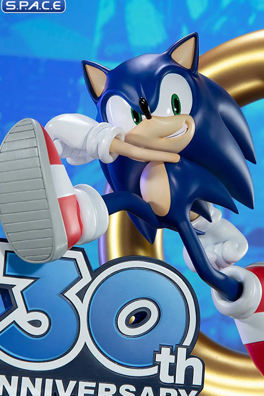 Sonic the Hedgehog 30th Anniversary Statue