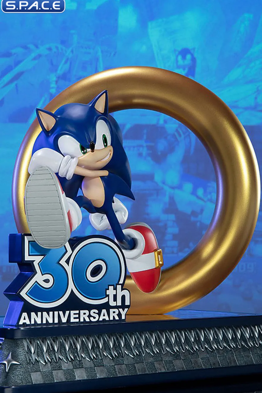 Sonic the Hedgehog 30th Anniversary Statue