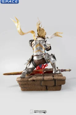 Soul Embrace Siegfried Statue