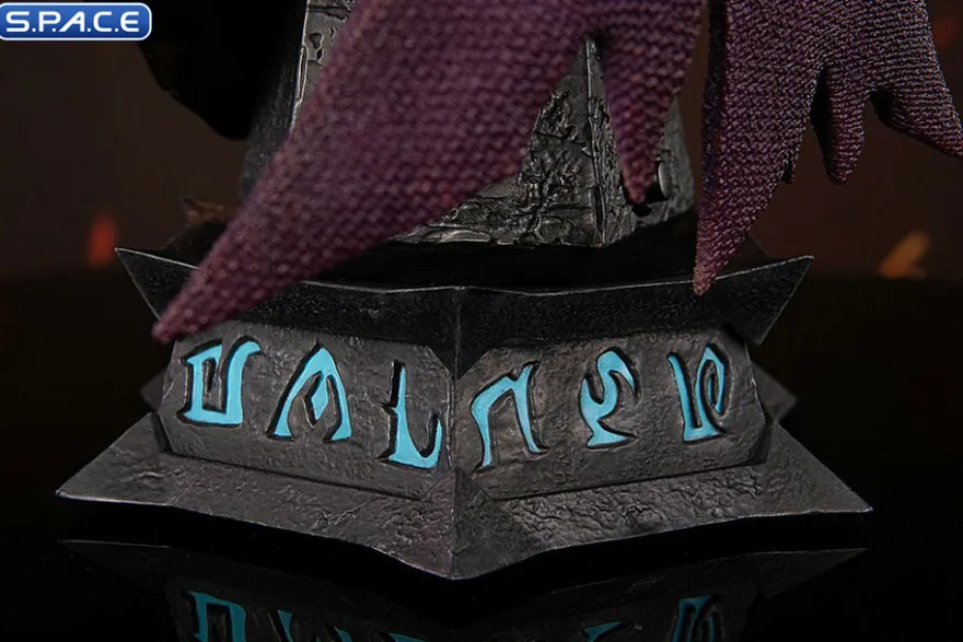 Strife Grand Scale Bust