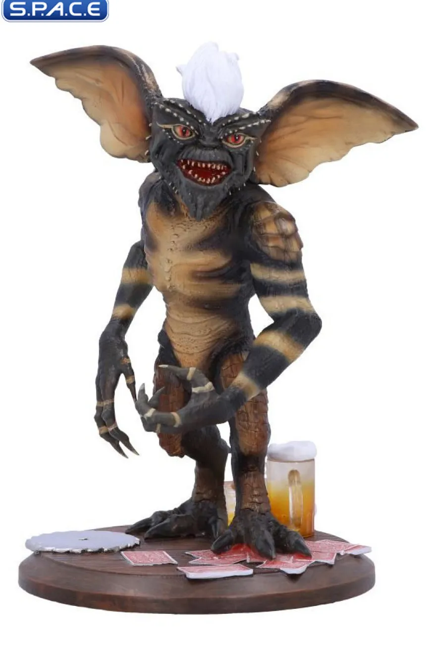 Stripe Statue