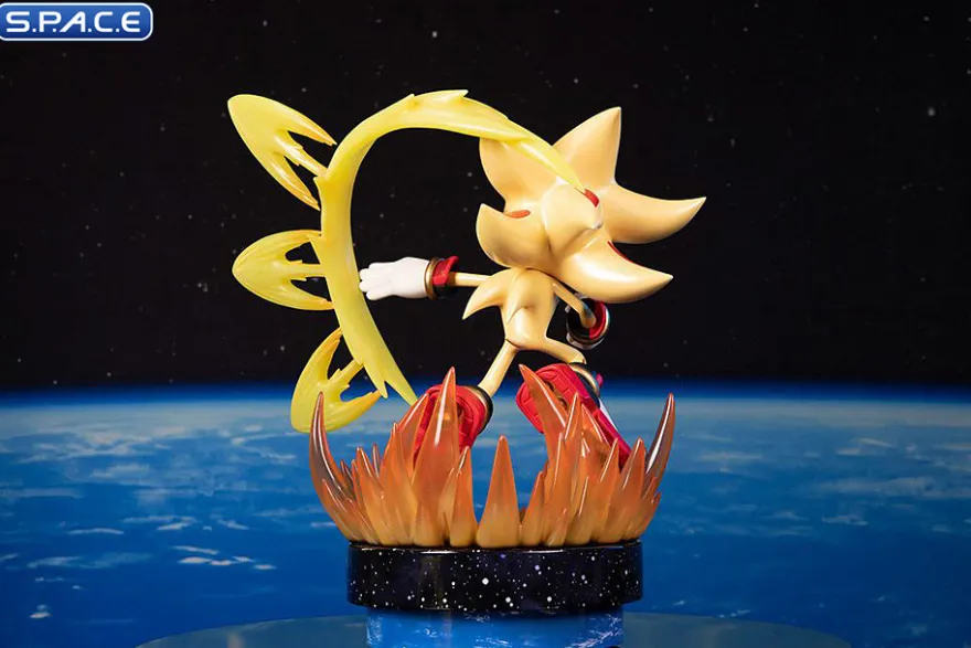 Super Shadow Statue