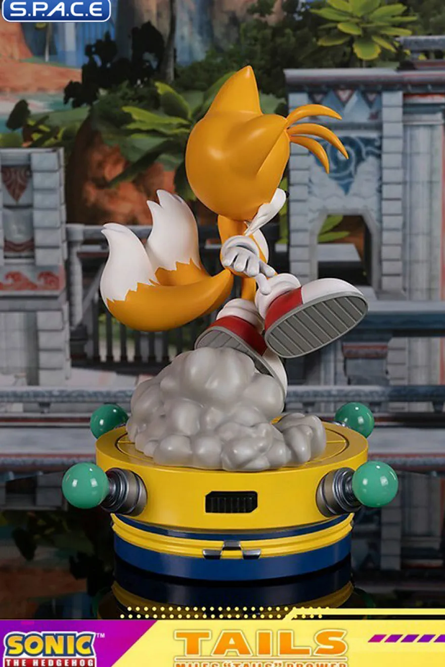 Tails Statue