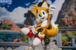 Tails Statue